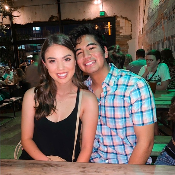 Meet your Posher, Chloe - Picture 1 of 1